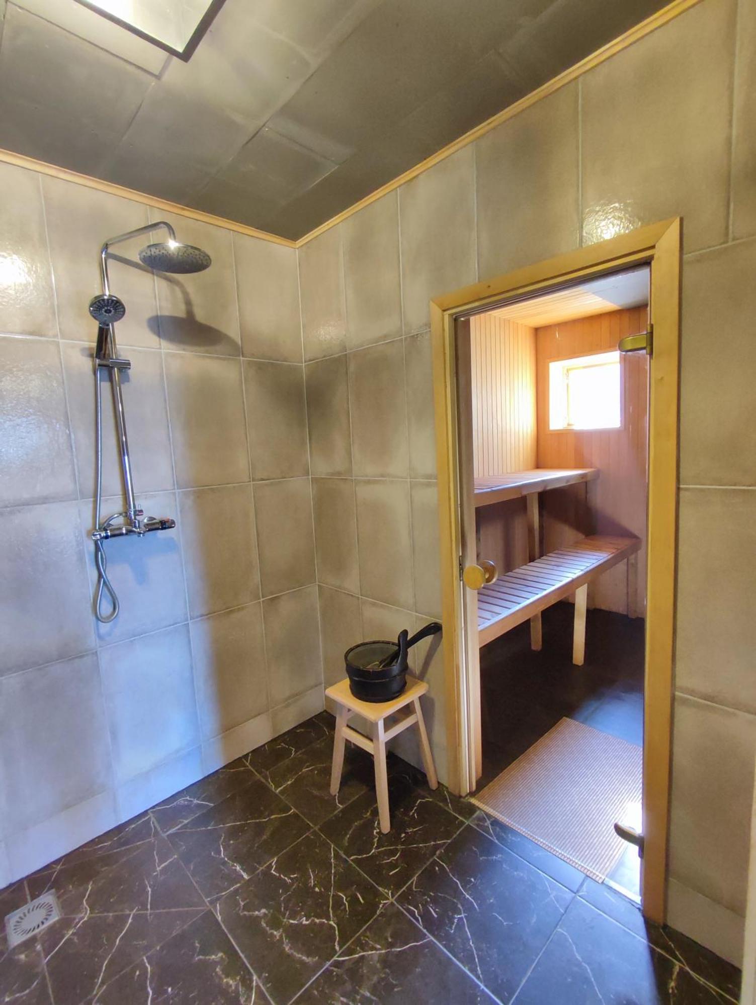 Modern Sauna Cabin In Horse Ranch Liyeplauke 外观 照片
